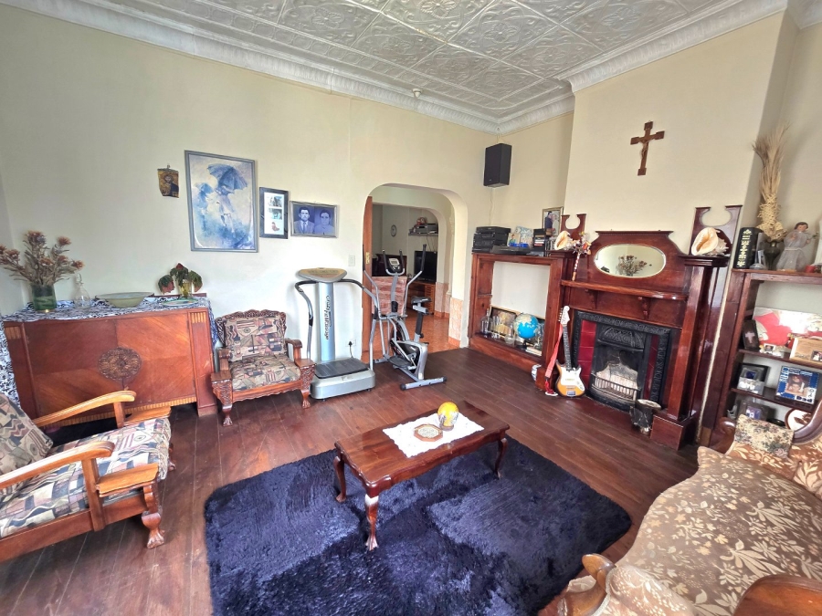 5 Bedroom Property for Sale in Bethlehem Free State